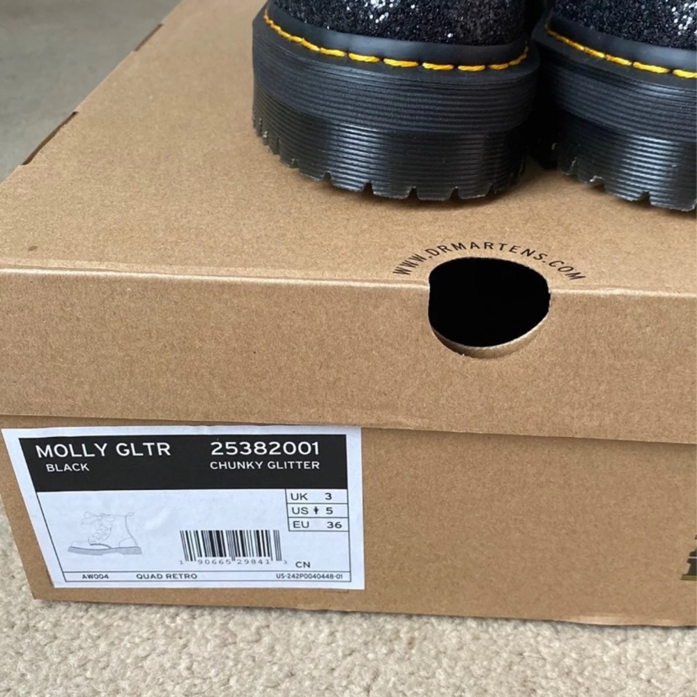 NWT Dr. Martens Molly Glitter - Picture 7 of 11
